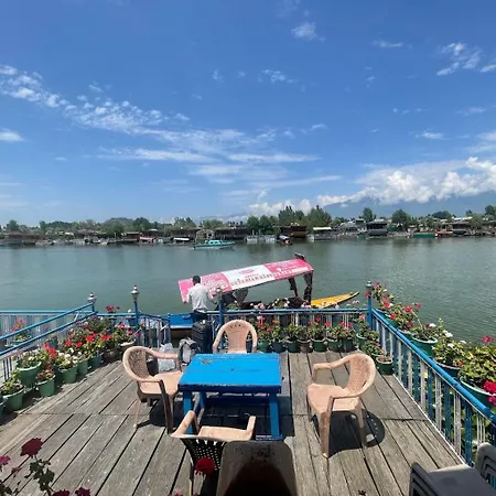 Mossess Group Of Houseboats Hotel Srinagar  Exterior photo