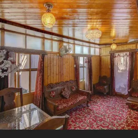 Mossess Group Of Houseboats Hotel Srinagar  Exterior photo